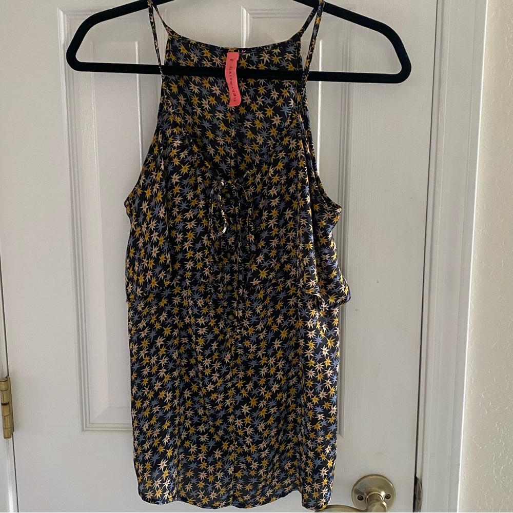 Eight sixty floral tank